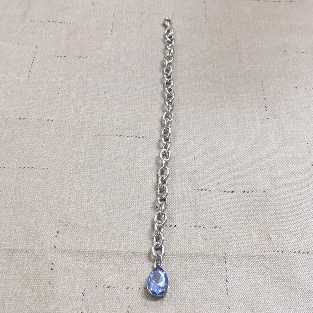 Cute blue and silver bracelet - Picture 3 of 3